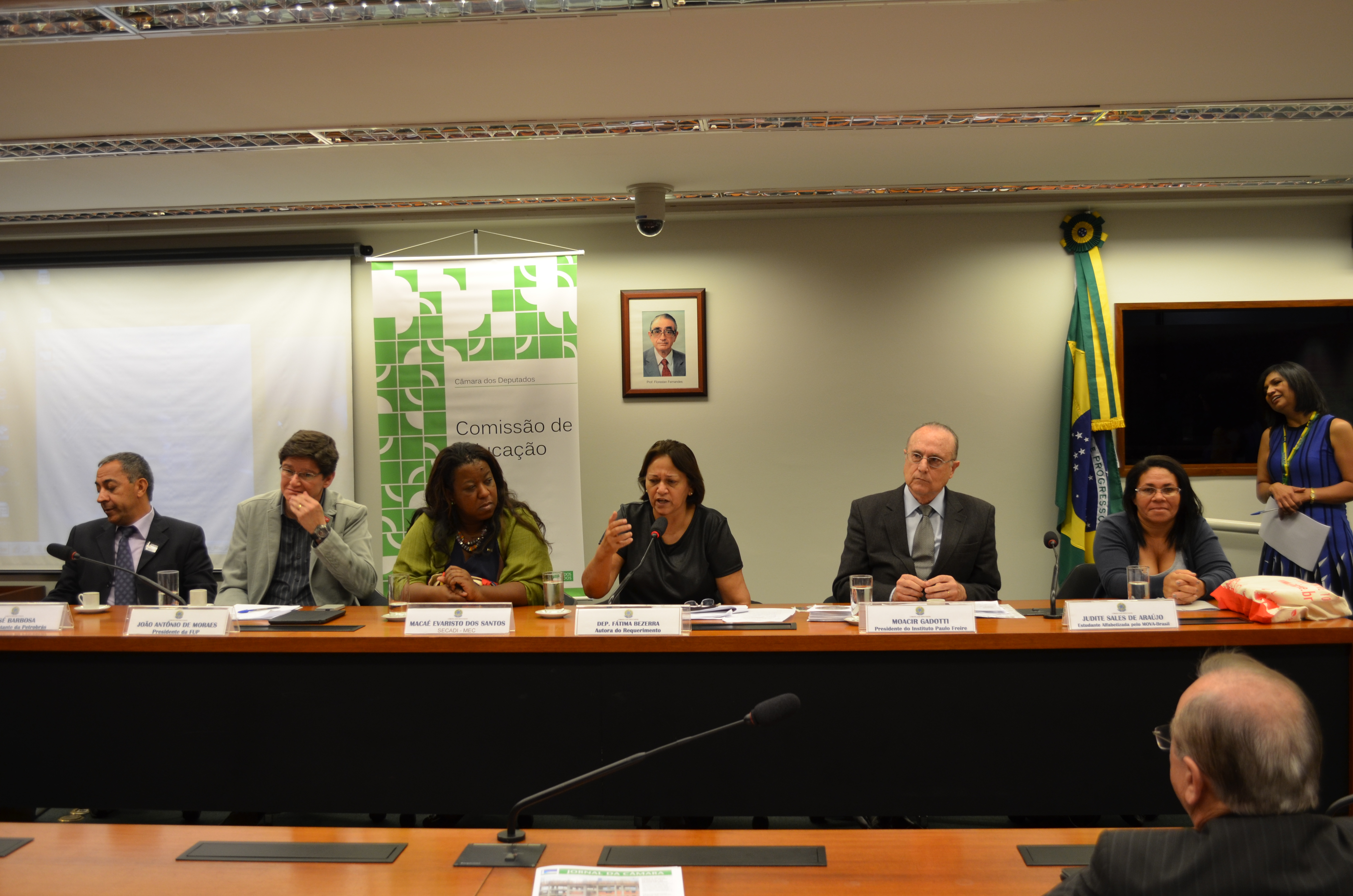 Audiência Pública - Debater os 10 anos do Projeto MOVA-Brasil