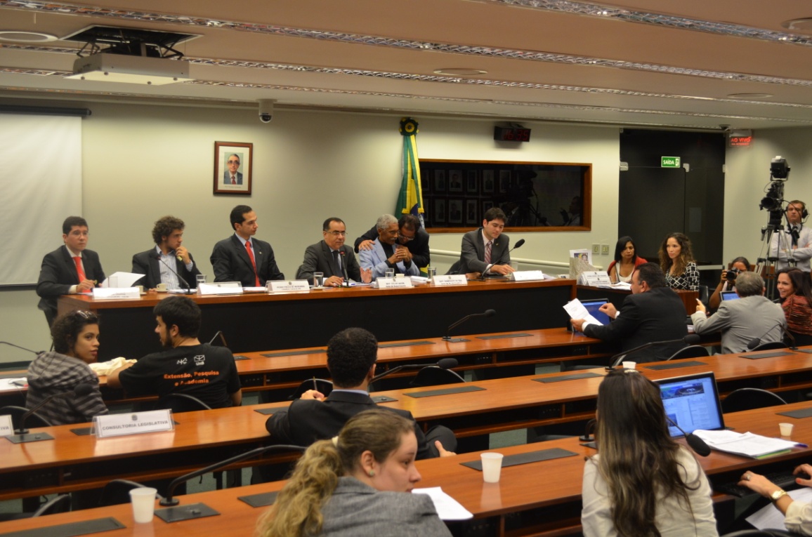 Audiência Pública destinada a debater o exame da ordem OAB