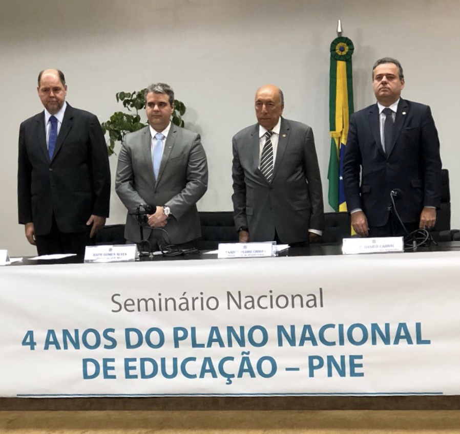 Seminário Nacional - 4 anos do Plano Nacional de Educação - PNE
