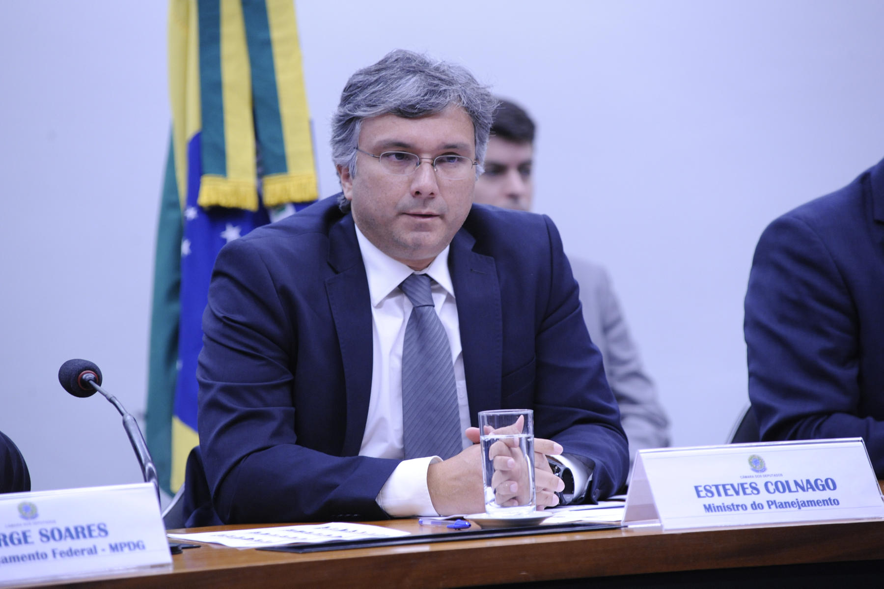 Audiência Pública com Ministro do Planejamento, Esteves Colnago Jr, para analisar e debater a Emenda Constitucional nº 95, teto dos gastos, e o orçamento da Educação. 