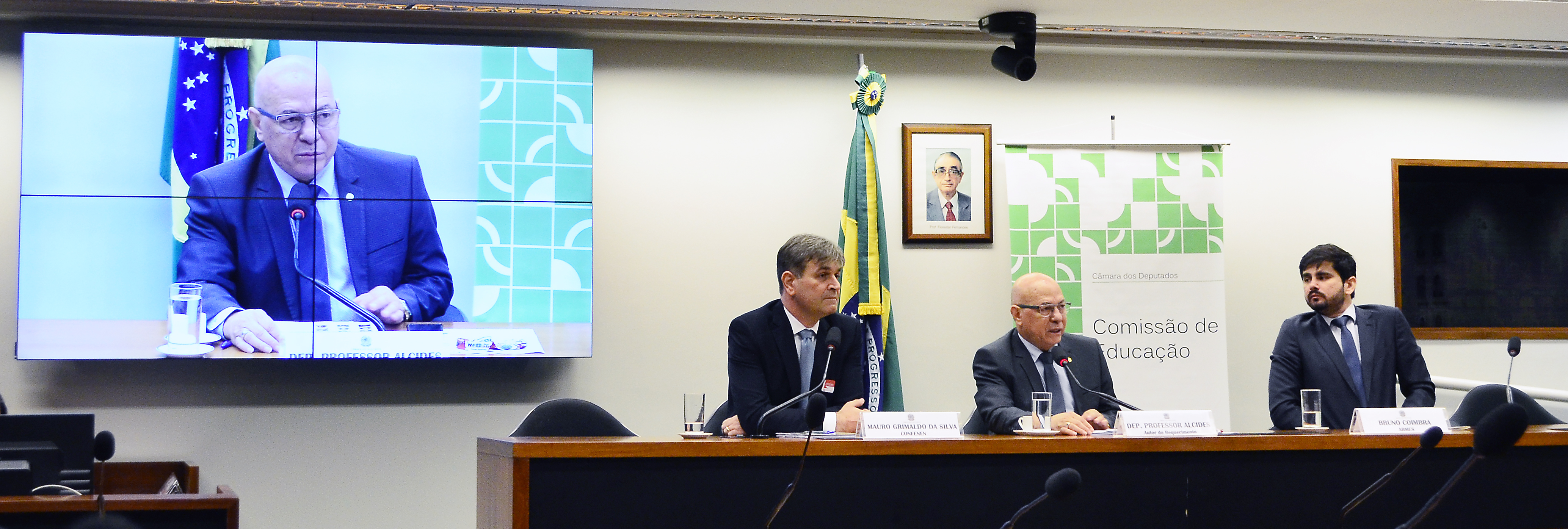 Audiência Pública, dia 05/11/19, sobre o tema: Cobrança de mensalidade na transferência de aluno (PL 2521/2011)