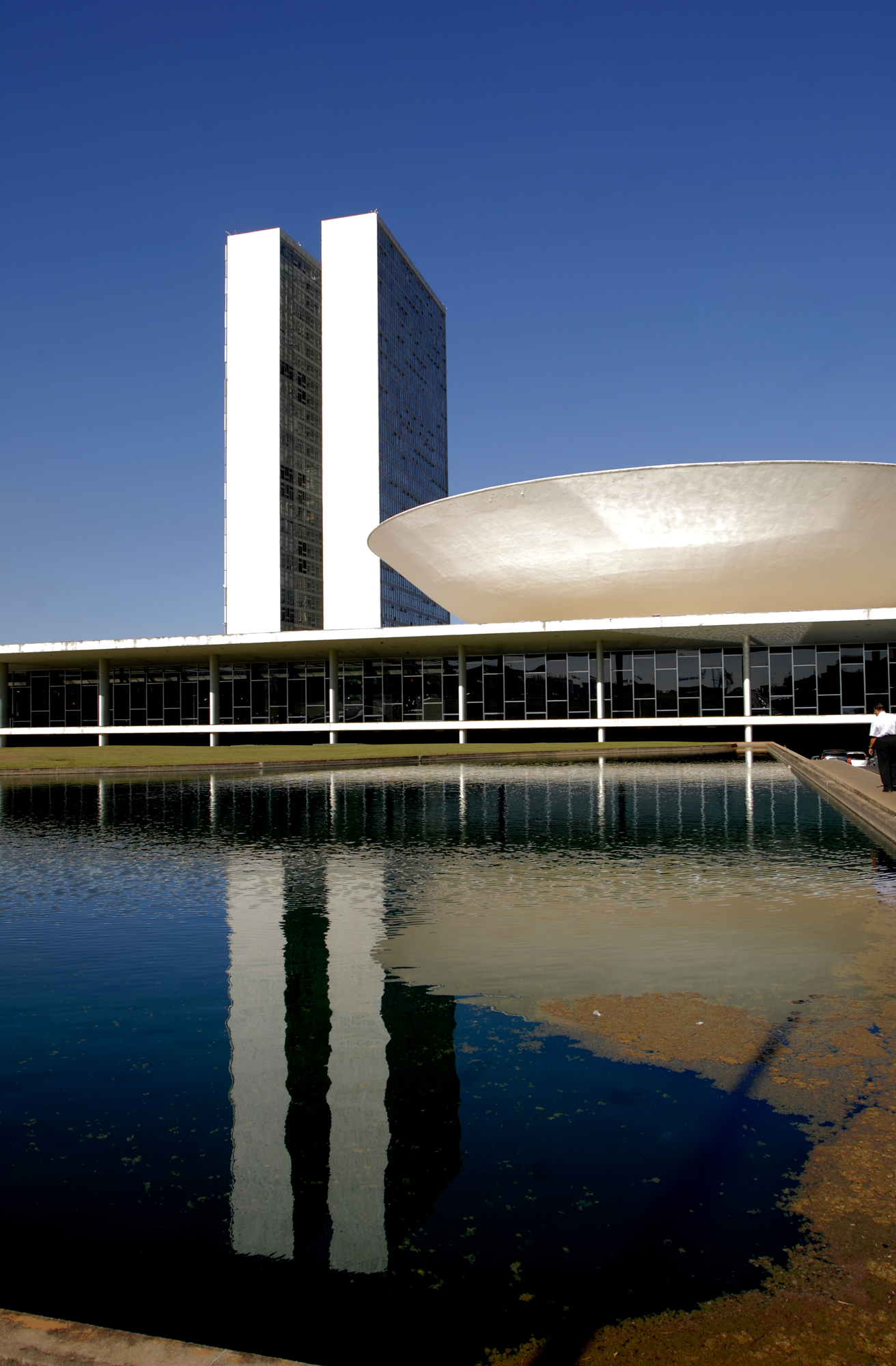 Comissão de Educação vai ouvir o Ministro Mangabeira Unger