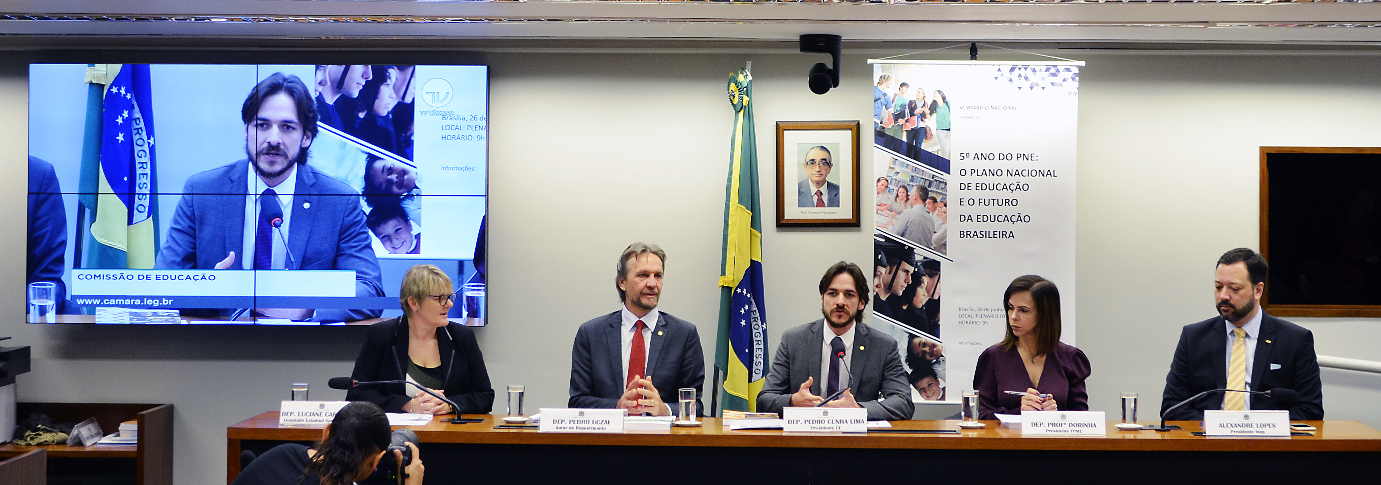 Seminário Nacional 5º Ano do PNE: o Plano Nacional de Educação e o Futuro da Educação Brasileira.