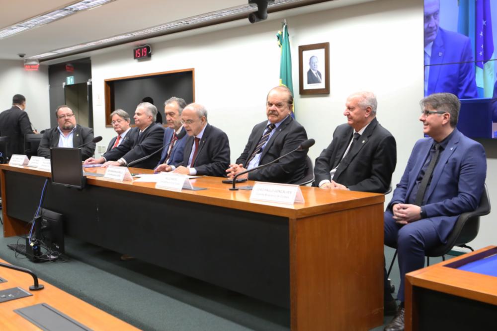 Clubes esportivos exaltam políticas do CBC em audiência pública