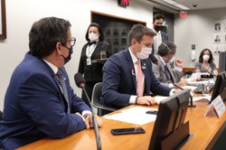 Cespo aprova requerimento e PL voltados ao combate ao racismo no futebol e ao assédio sexual contra a mulher atleta