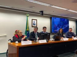 Comissão do Esporte discute primeiro contrato de jovens atletas