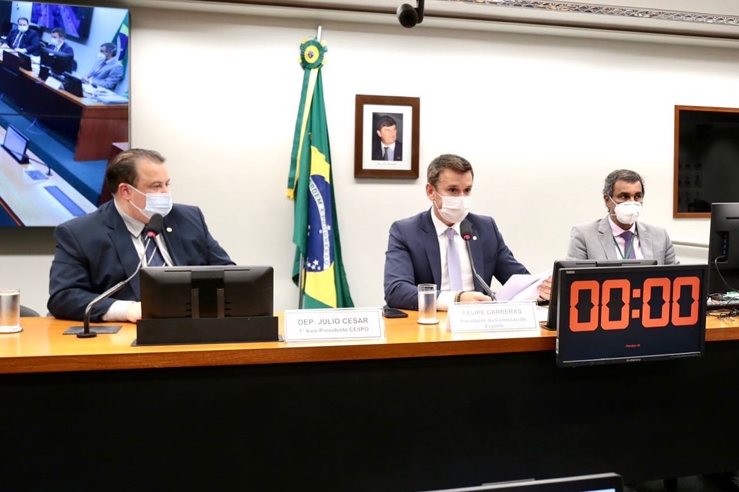 Deputados da Cespo aprovam requerimento para mesa redonda sobre a regulamentação dos profissionais de Educação Física