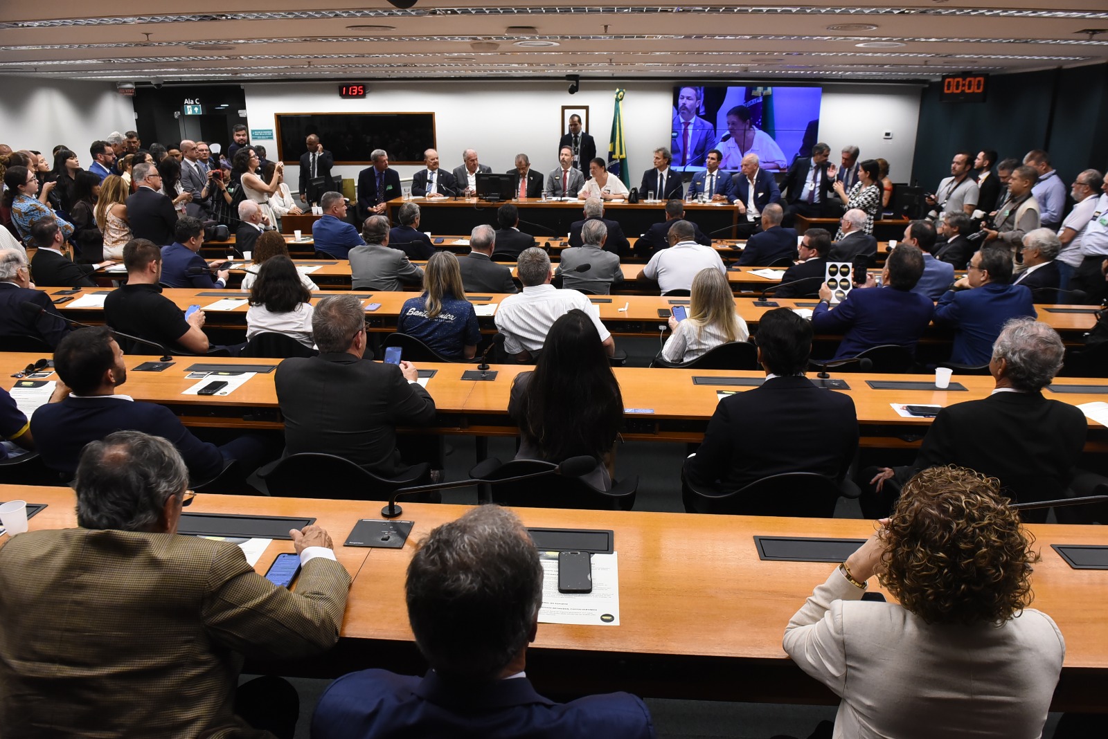 Entidades pedem à Comissão do Esporte isenção tributária para programas sociais esportivos