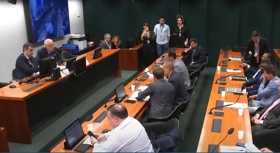 Esporte reinicia trabalhos com convite a ministro para vir à Comissão 