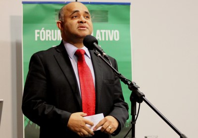 Ministro George Hilton, participa do 1º Fórum Legislativo do Futebol