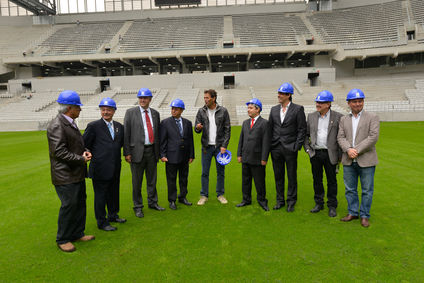 Parlamentares visitam Arena e obras de mobilidade em Curitiba