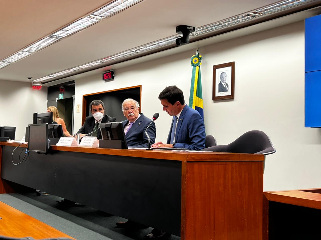 Reunião com diversas aprovações na Cespo
