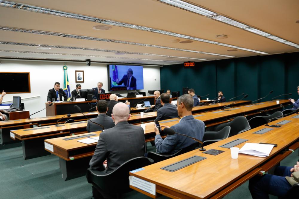 Representantes voltam a debater propostas para o PND