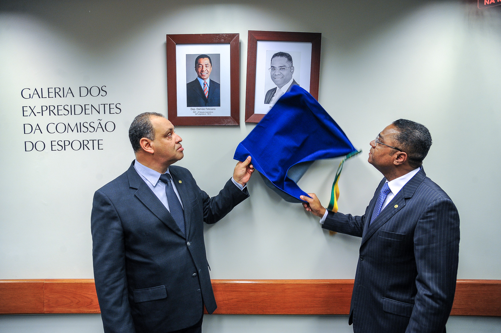 Retrato do deputado Márcio Marinho é incluído na galeria de ex-presidentes da Comissão do Esporte