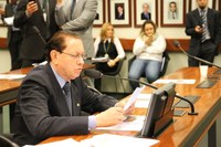 Altas de juros e tarifas dos cartões de crédito no Brasil serão tema de audiência pública na Câmara