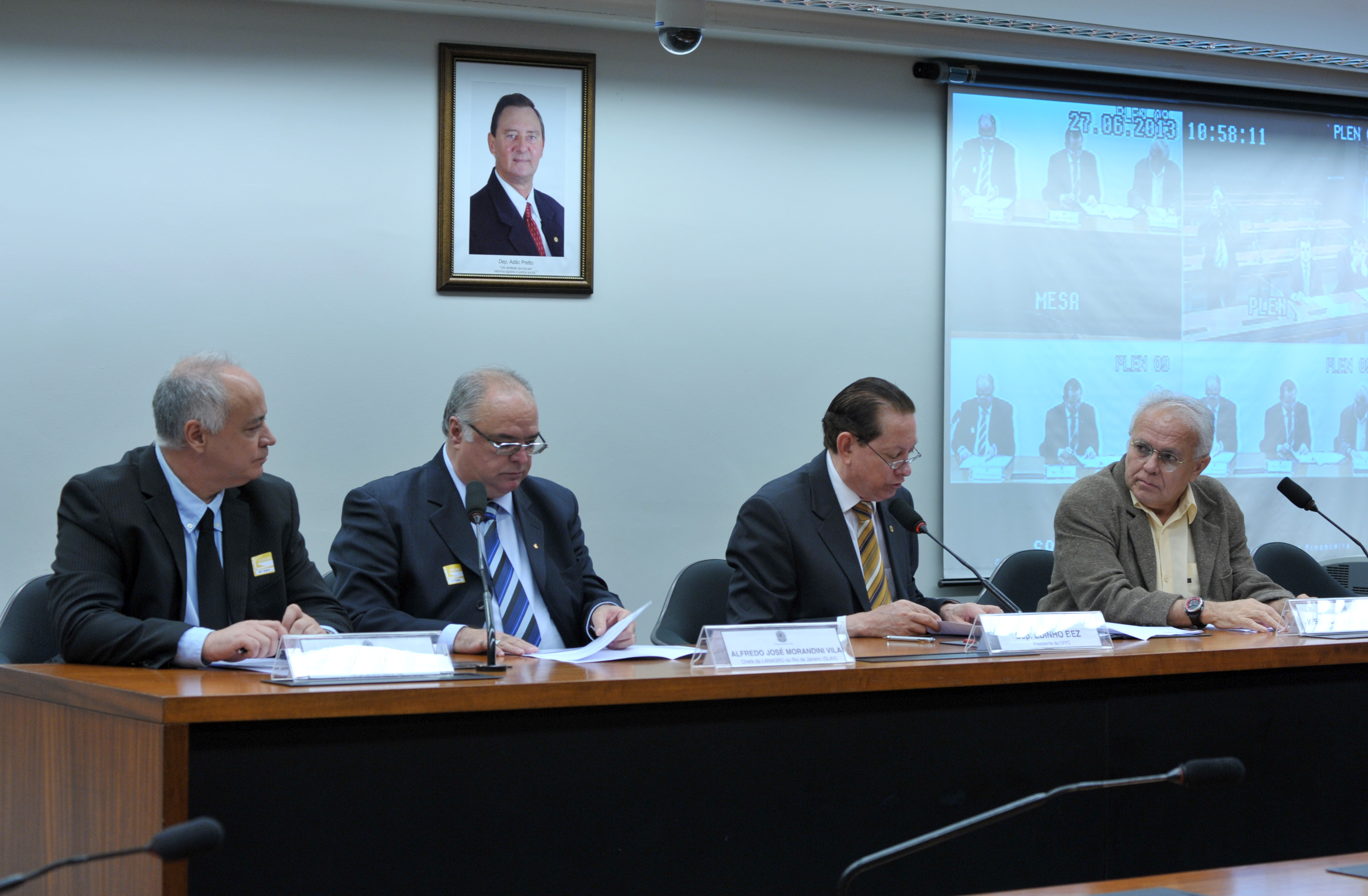 Audiência Pública na CFFC discutiu fechamento de laboratório por causa de obras da Copa