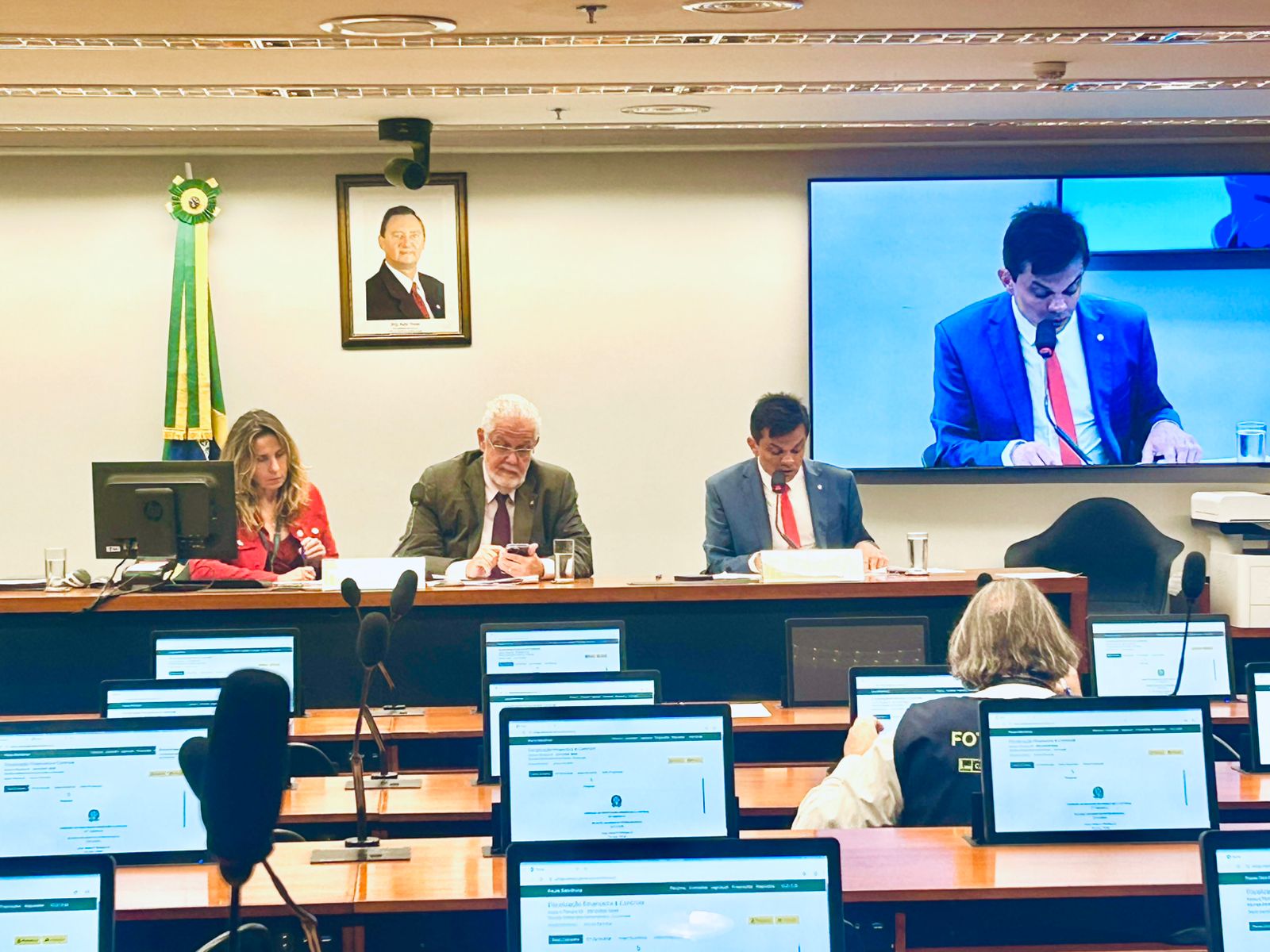 CFFC aprova Relatório Anual de Fiscalização e Controle 2025