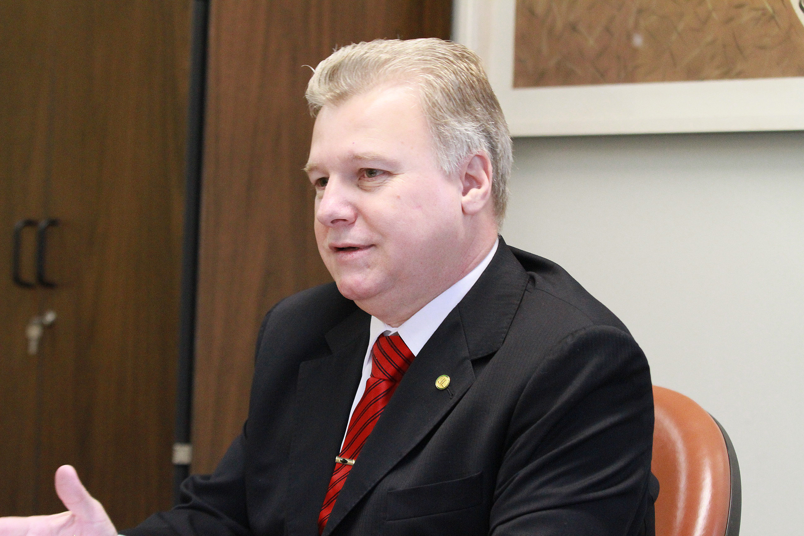 Comissão aprova inclusão de recursos para o TCU no orçamento 2013