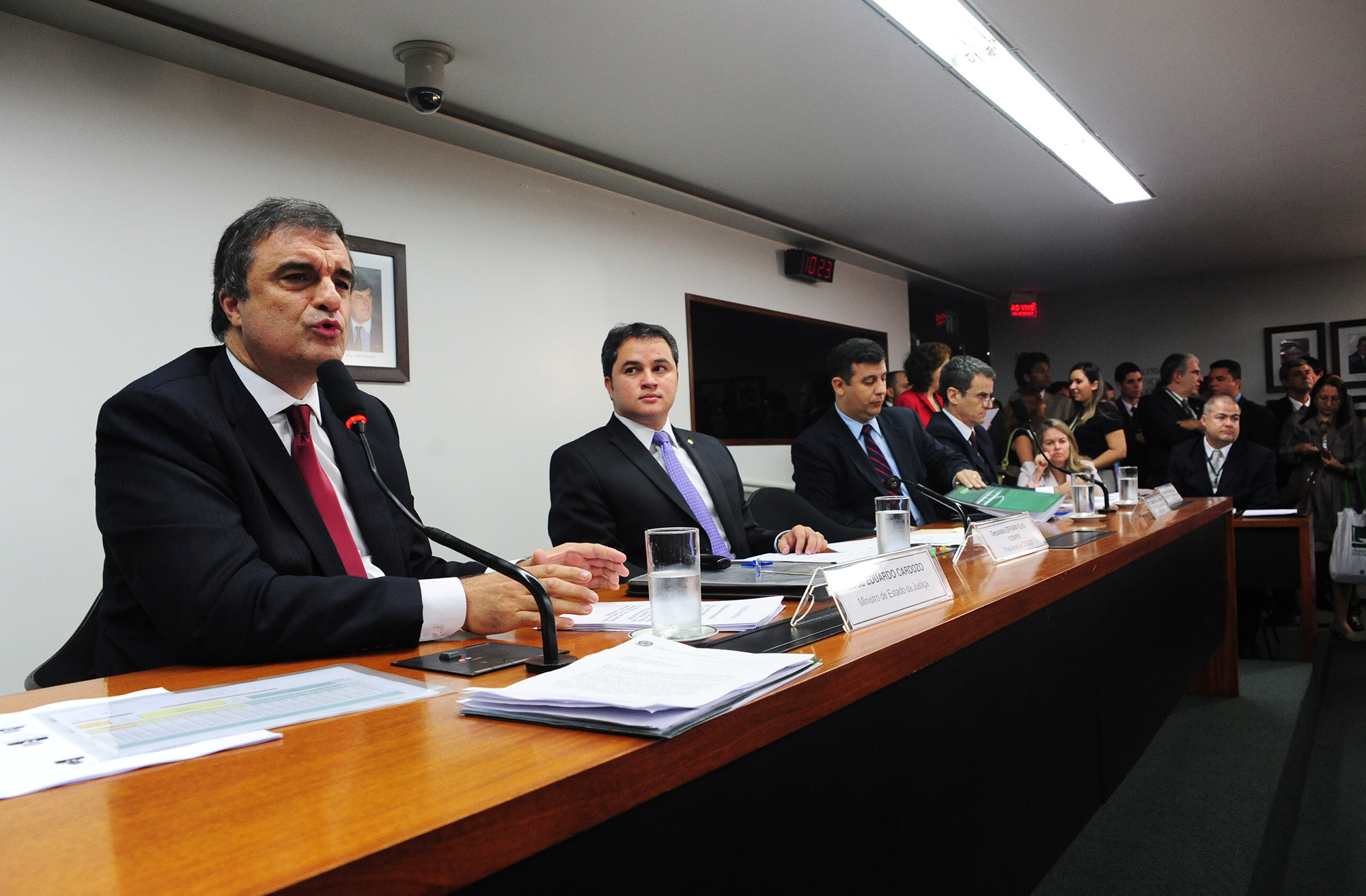 Comissão participa de audiência pública com ministro da Justiça e com representantes da Polícia Federal