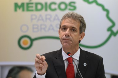 Ministro da Saúde, Artur Chioro.