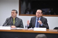 Deputado Edinho Bez cobra posição sobre excedentes do concurso da Receita Federal