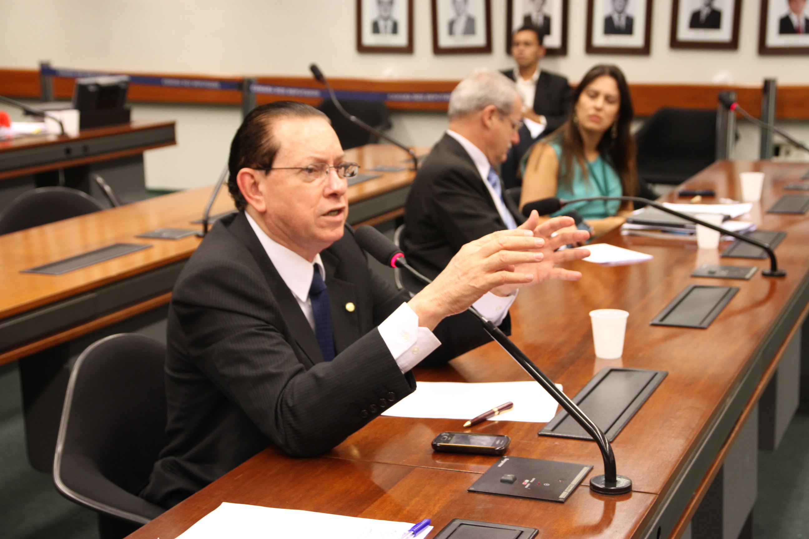 Deputado Edinho Bez pede agilidade na tramitação da Lei Geral das Antenas 