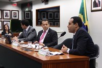 Em audiência da CFFC, deputado critica sigilo da Operação Zelotes