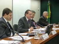 Greve em obras de ponte em SC é debatida em audiência pública