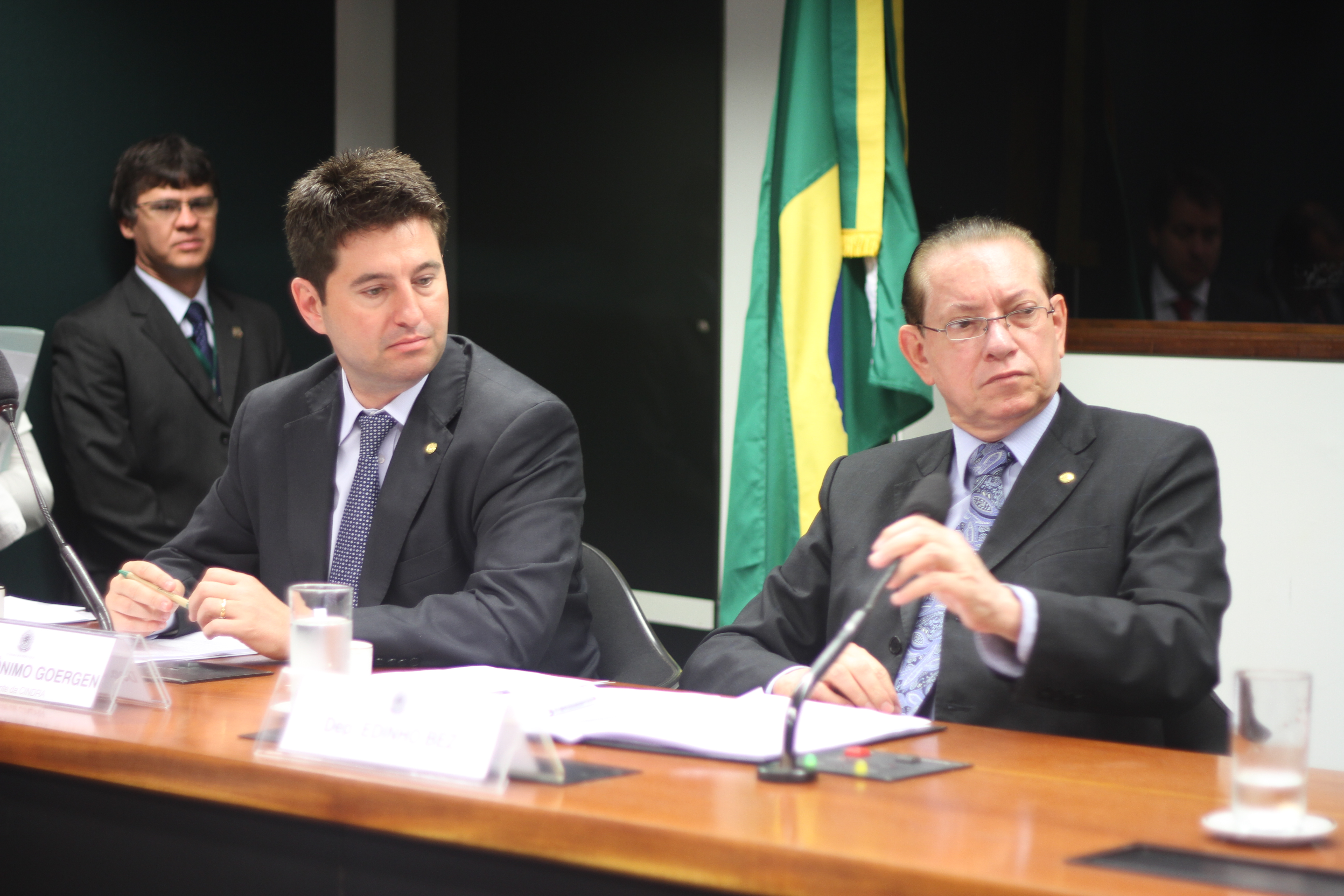 Grupo de Trabalho da Telefonia formalizou plano de ação com as operadoras