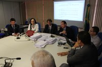 GT da Câmara dos Deputados defende a diminuição de carga tributária para a telefonia