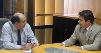 Hugo Motta convida presidente da Anatel para debater problemas da telefonia móvel