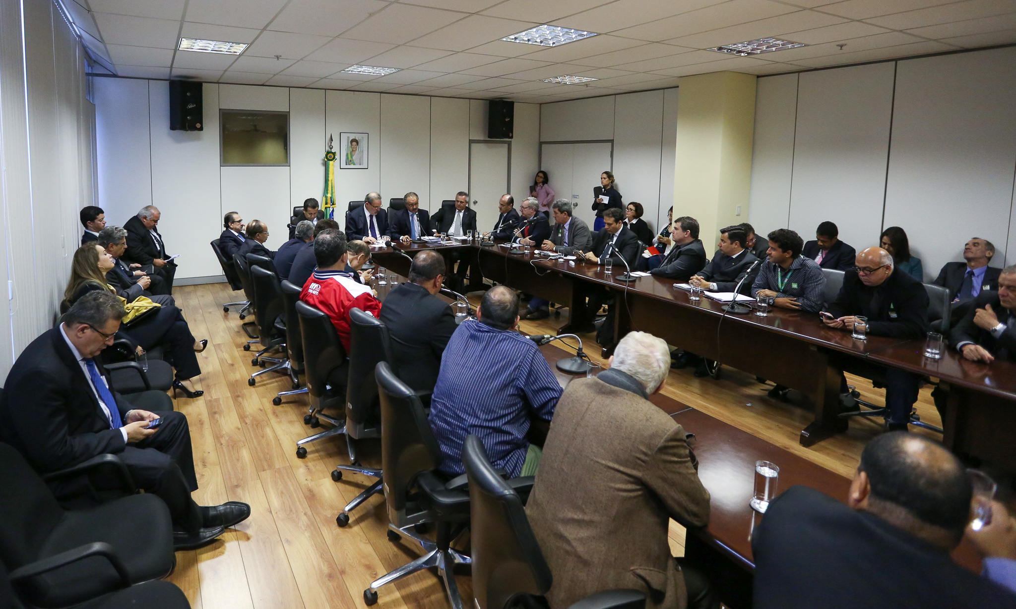 Lava Jato: Ministro Armando Monteiro recebe representantes do Fórum que estuda alternativas ao desemprego  