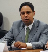 Ministro Orlando Silva vem a Câmara para dar explicações em audiência pública nesta terça-feira