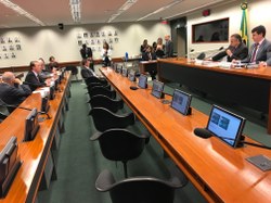 CFFC decide convidar ministro da Segurança Pública para falar sobre caso do ex-presidente Lula