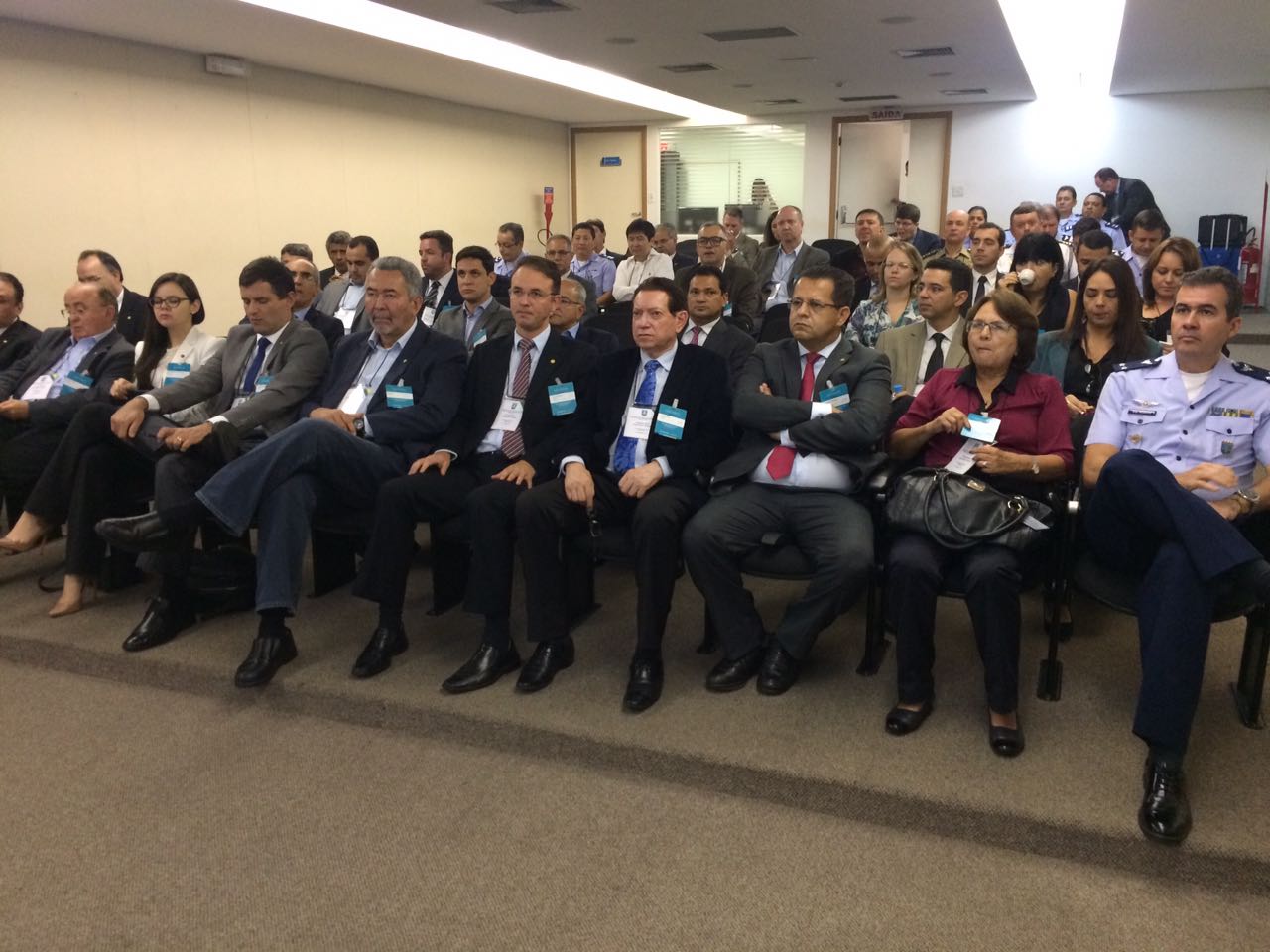 Deputados da CFFC defendem projeto da Embraer