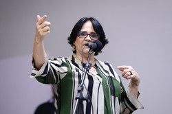 Ministra da Família, da Mulher e dos Direitos Humanos é a convidada para audiência pública na CFFC