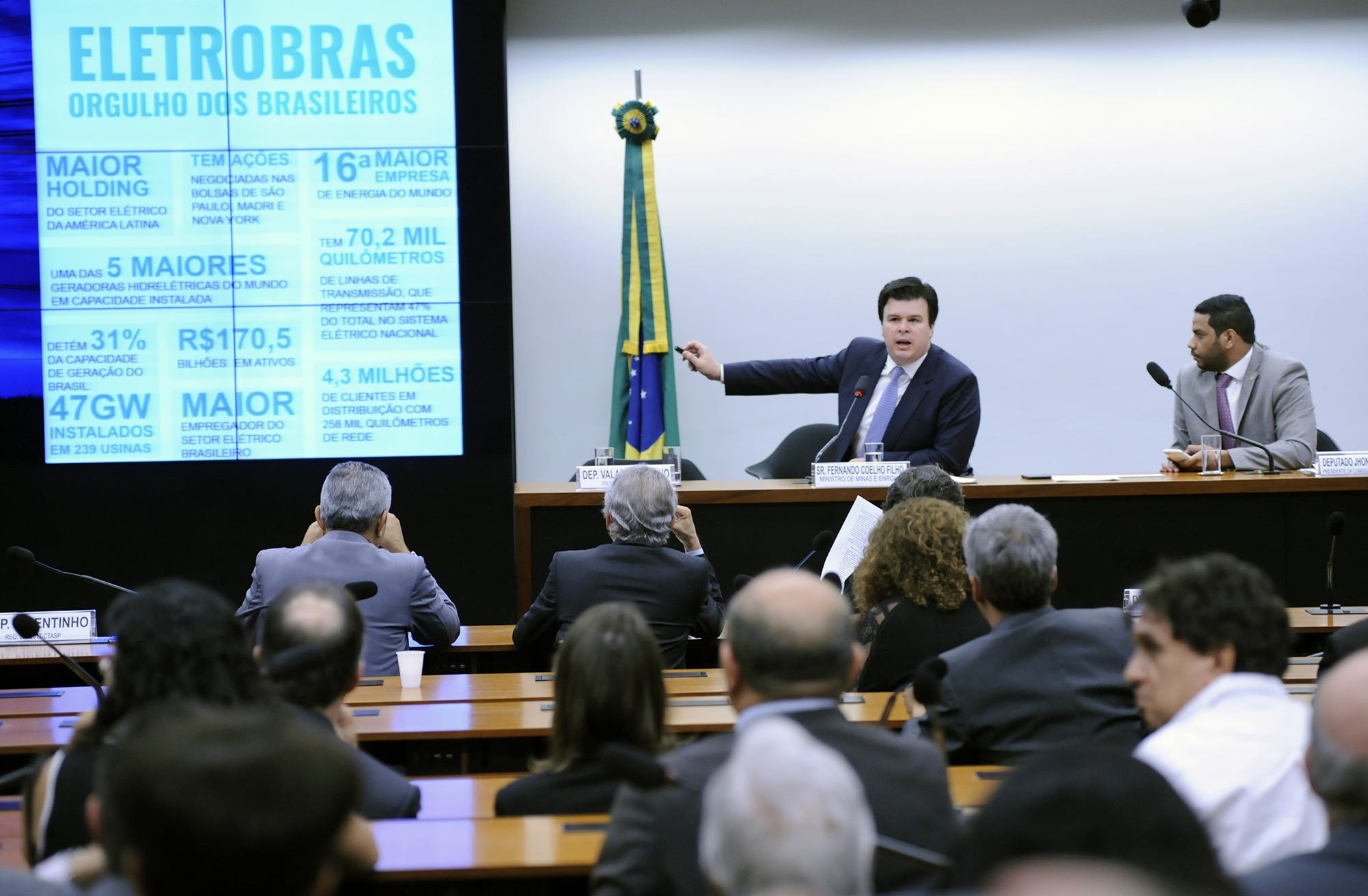 Ministro responde questionamentos de deputados sobre extinção de reserva na Amazônia e privatização da Eletrobras