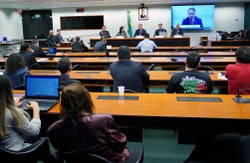 Sindicatos de urbanitários criticam privatização de distribuidoras de energia elétrica da Eletrobras