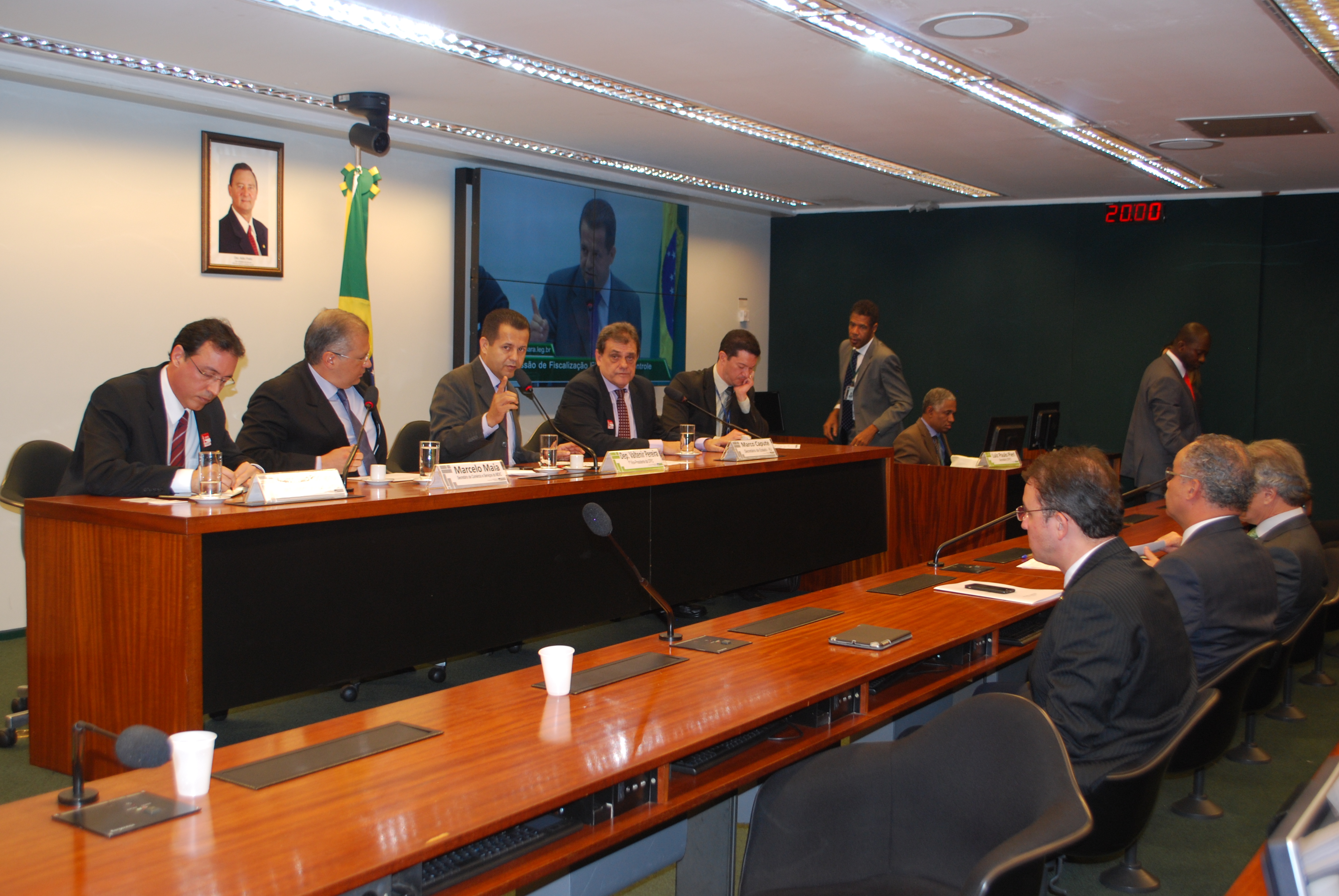 Petrobras confirma investimento de R$ 400 bilhões nos próximos quatro anos