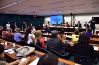 Políticas públicas investem no desenvolvimento emocional e intelectual de crianças carentes