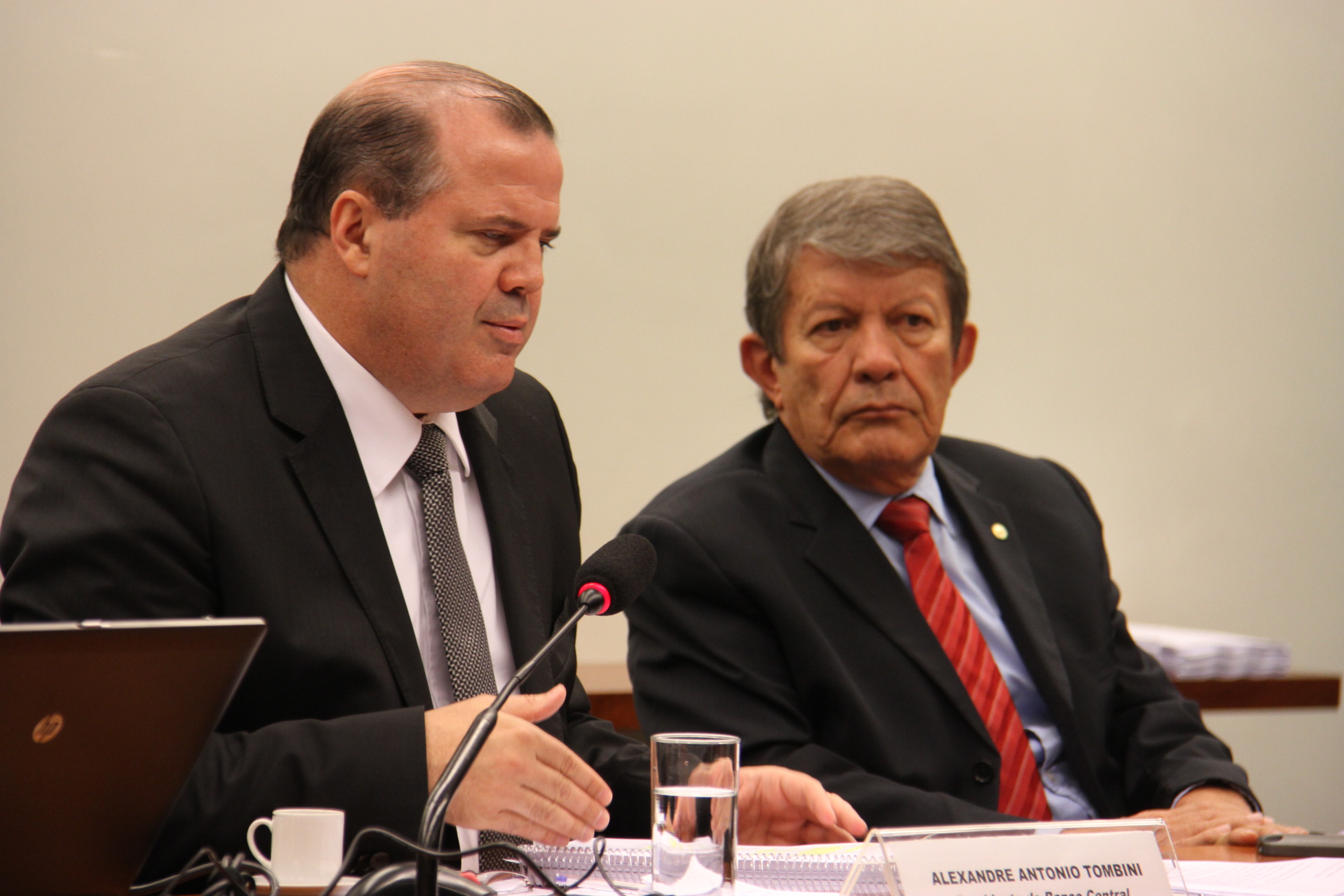 Presidente do BC fala sobre cumprimento das metas de 2013 e 2014