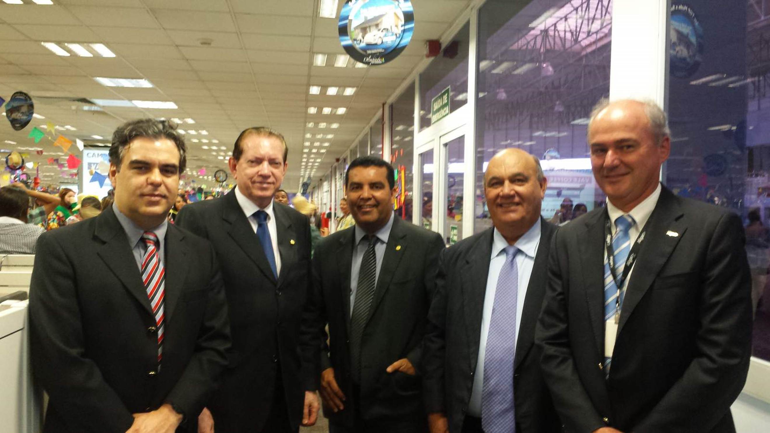 Subcomissão de Telefonia visita empresa em Uberlândia-MG