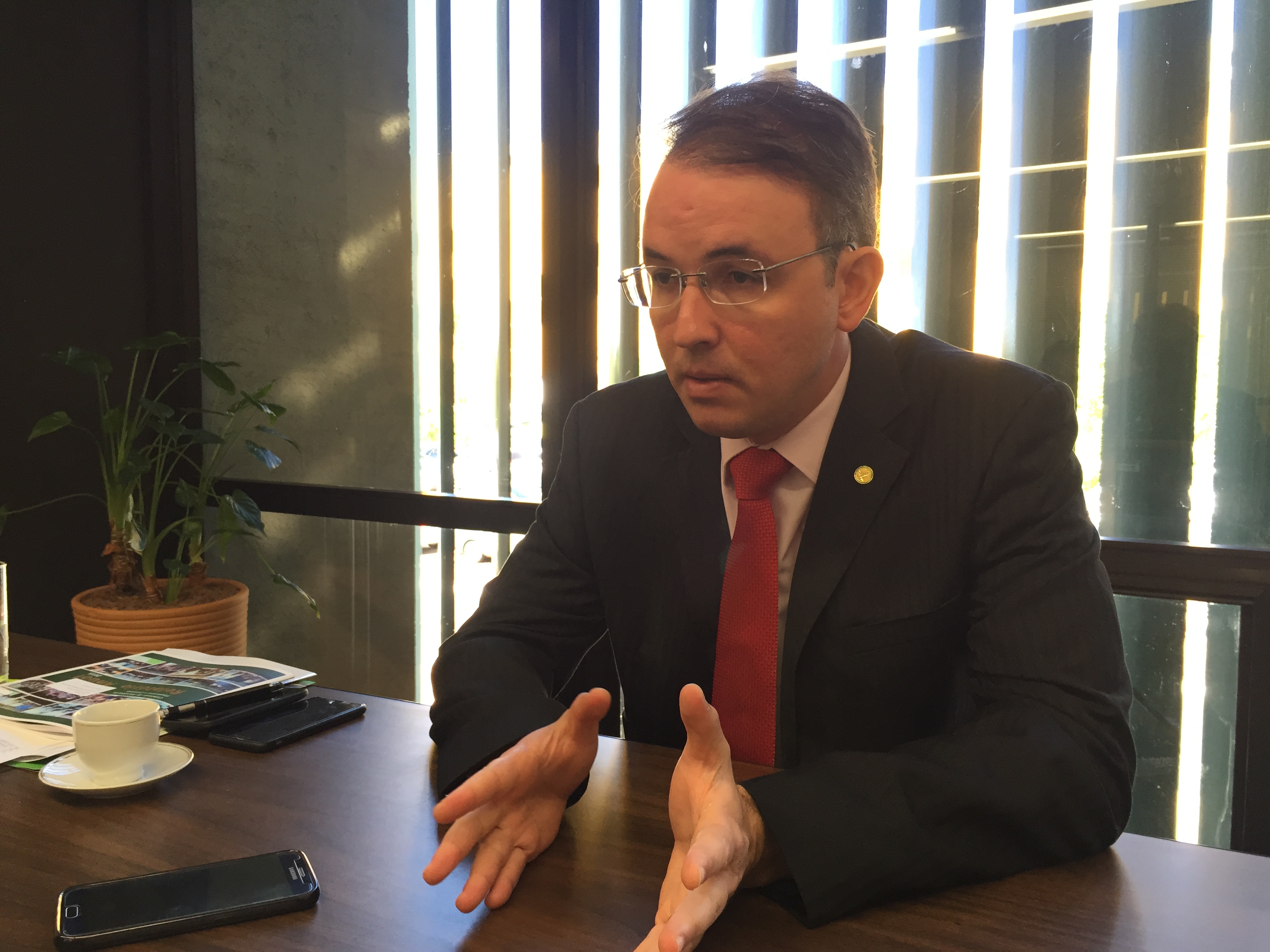 Subcomissão para fiscalizar telefonia, banda larga e afins