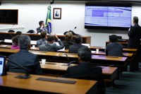 Audiência debate autorização da ANEEL de reduzir o valor de repasse de Compensação Financeira aos Estados e Municípios