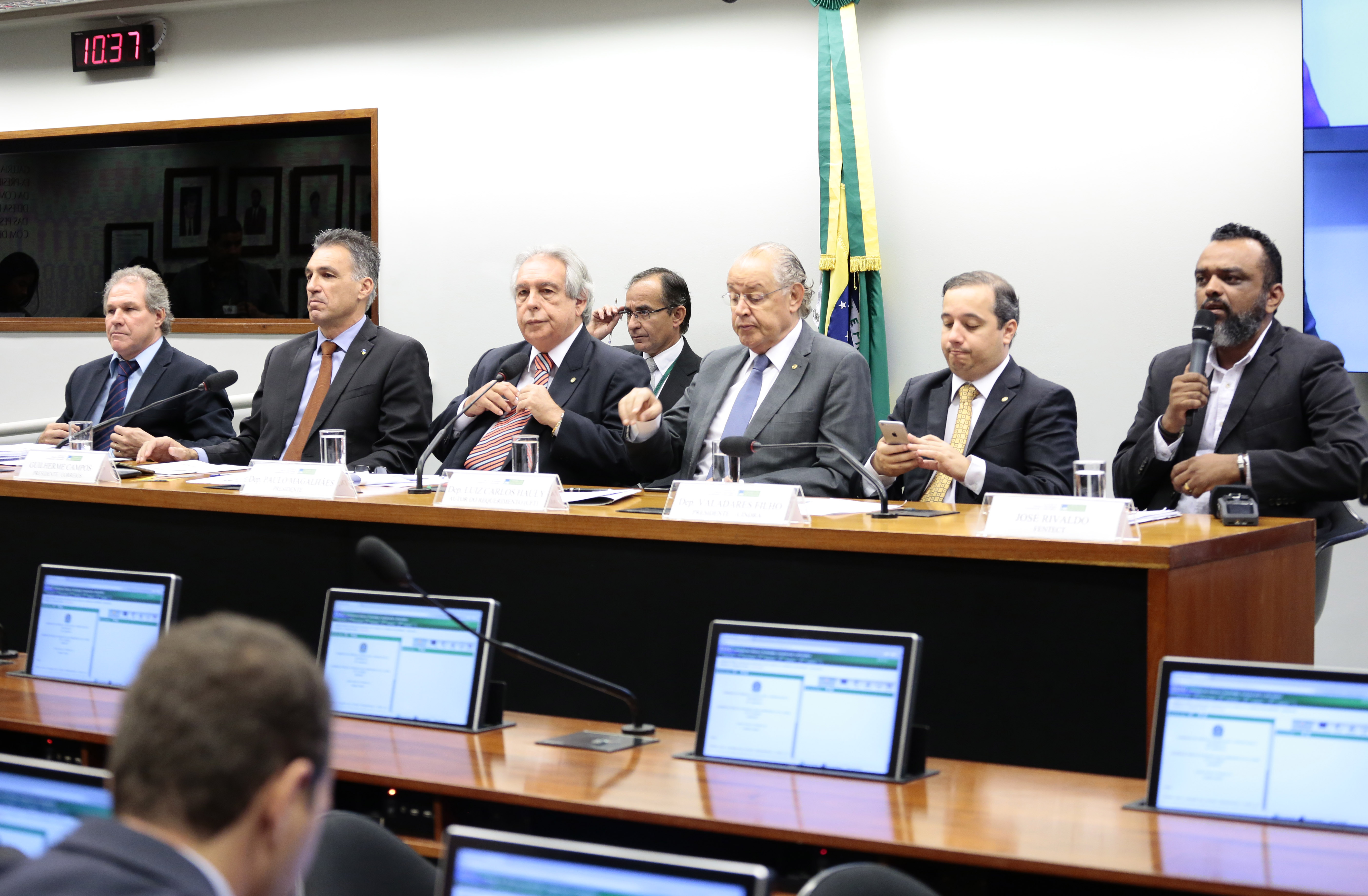 Audiência Pública provoca debate sobre a situação dos Correios