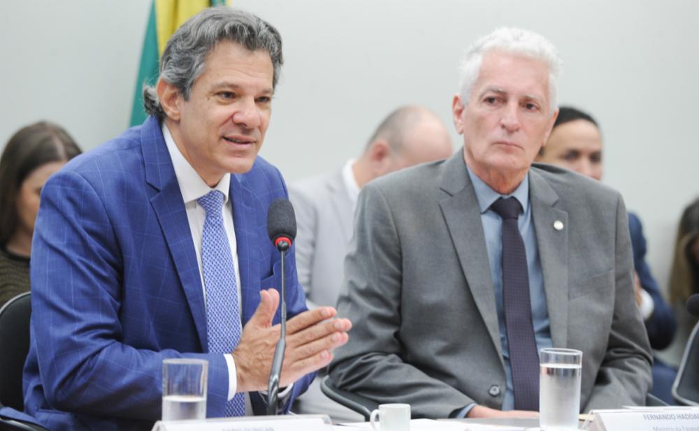 CFT debate mudanças no IOF e reforma do imposto de renda com Haddad 