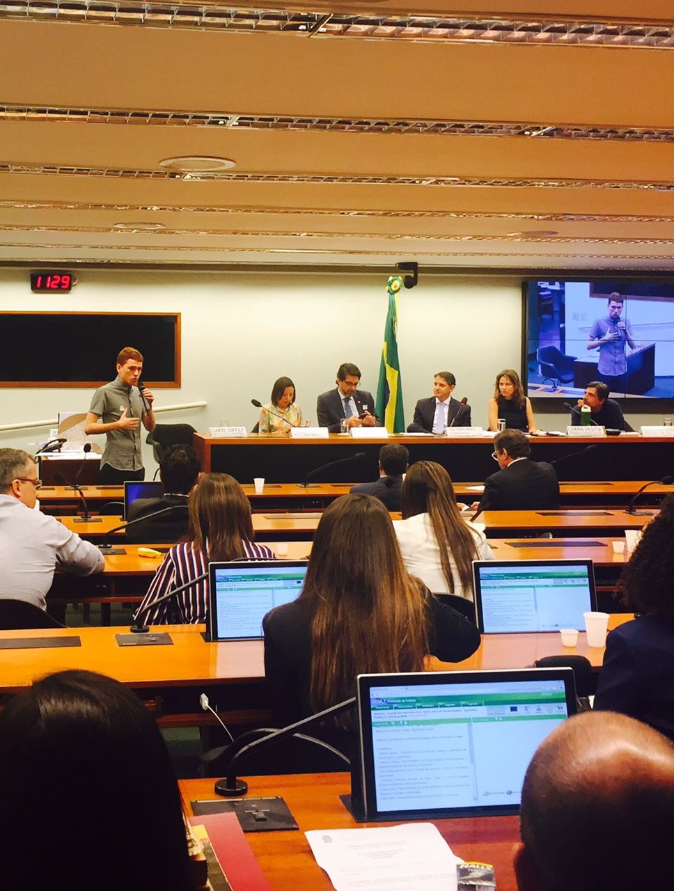 CFT realiza Seminário conjunto com a CCULT, a CDU e a CDEICS sobre Economia Criativa e Colaborativa