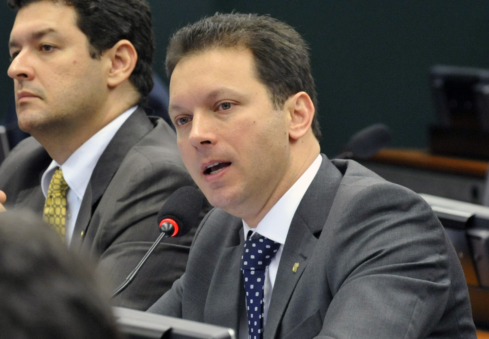 Finanças aprova proposta que sujeita a Itaipu Binacional à Lei de Licitações e ao TCU