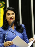 Finanças aprova regra para reajuste e aumento do prazo de validade de passaportes