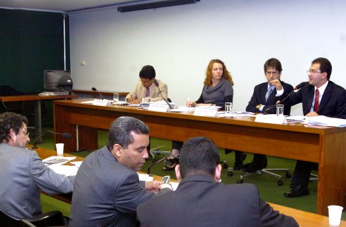 Audiência Pública Dep. Vanessa Grazziotin.jpg